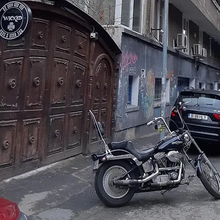 Carol 51 Хостел