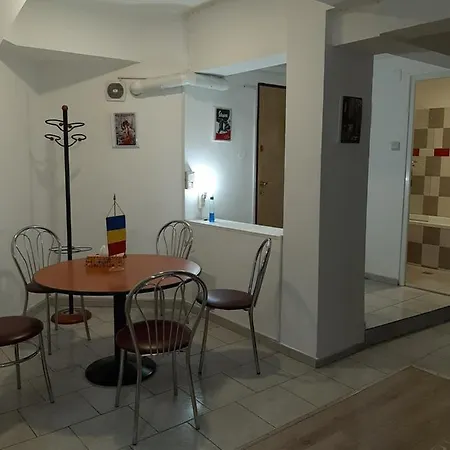 Carol 51 * Βουκουρέστι