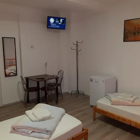 Carol 51 Auberge de jeunesse *