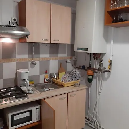 Carol 51 Хостел