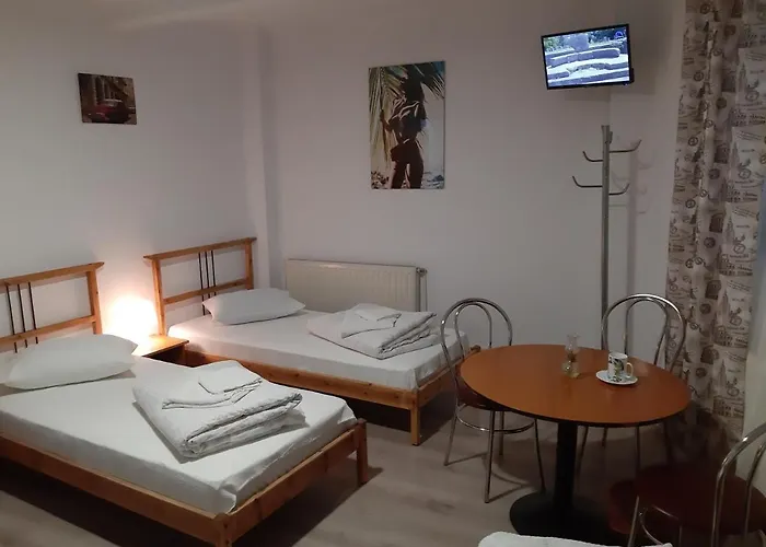 Hostal Carol 51 *