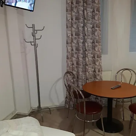 Хостел Carol 51