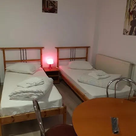 Carol 51 Ostello Bucarest