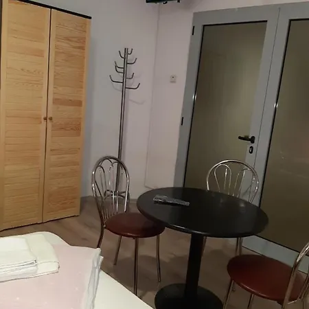 Carol 51 بوخارست